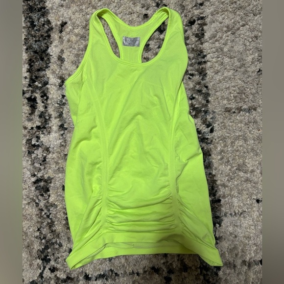 Athleta Green Ruched Fitted Sleeveless Tank Top - Picture 3 of 6